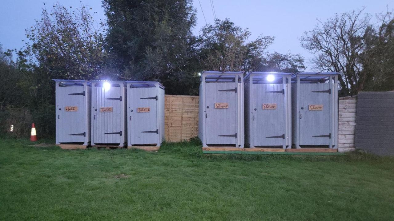 Dorset Glamping Fields Hotel Corfe Mullen Kültér fotó