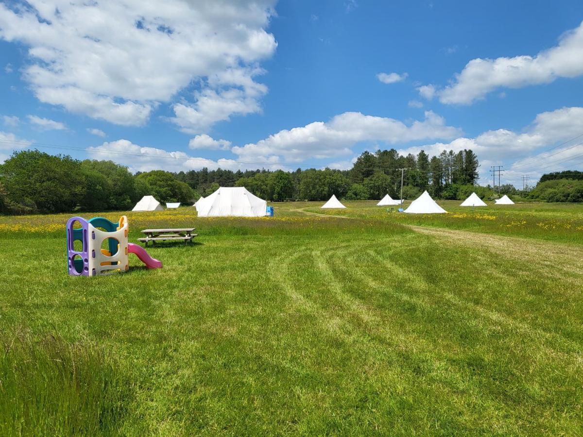 Dorset Glamping Fields Hotel Corfe Mullen Kültér fotó