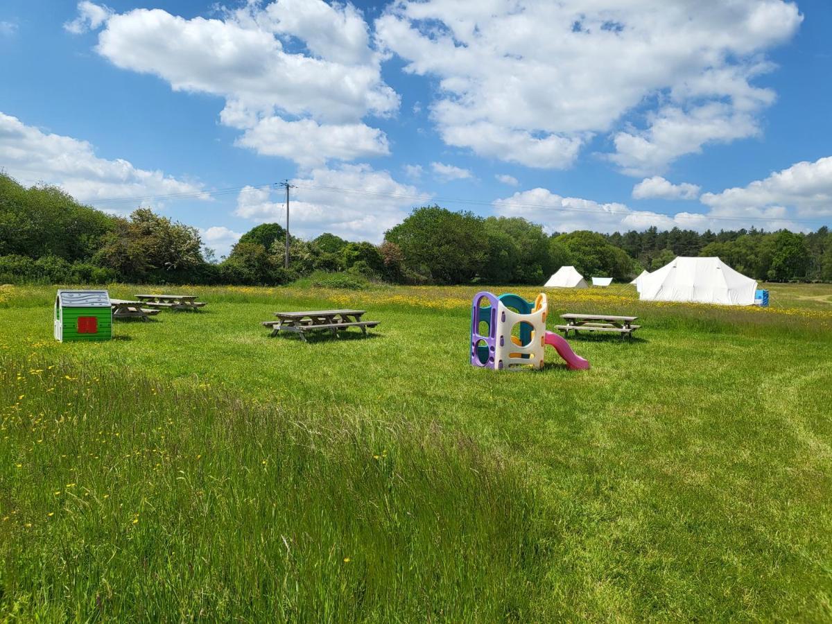 Dorset Glamping Fields Hotel Corfe Mullen Kültér fotó